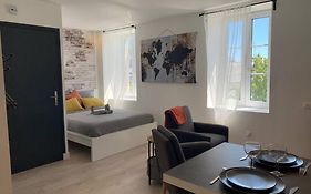 Le petit loft - Studio - WIFI - Coeur de ville - Parking